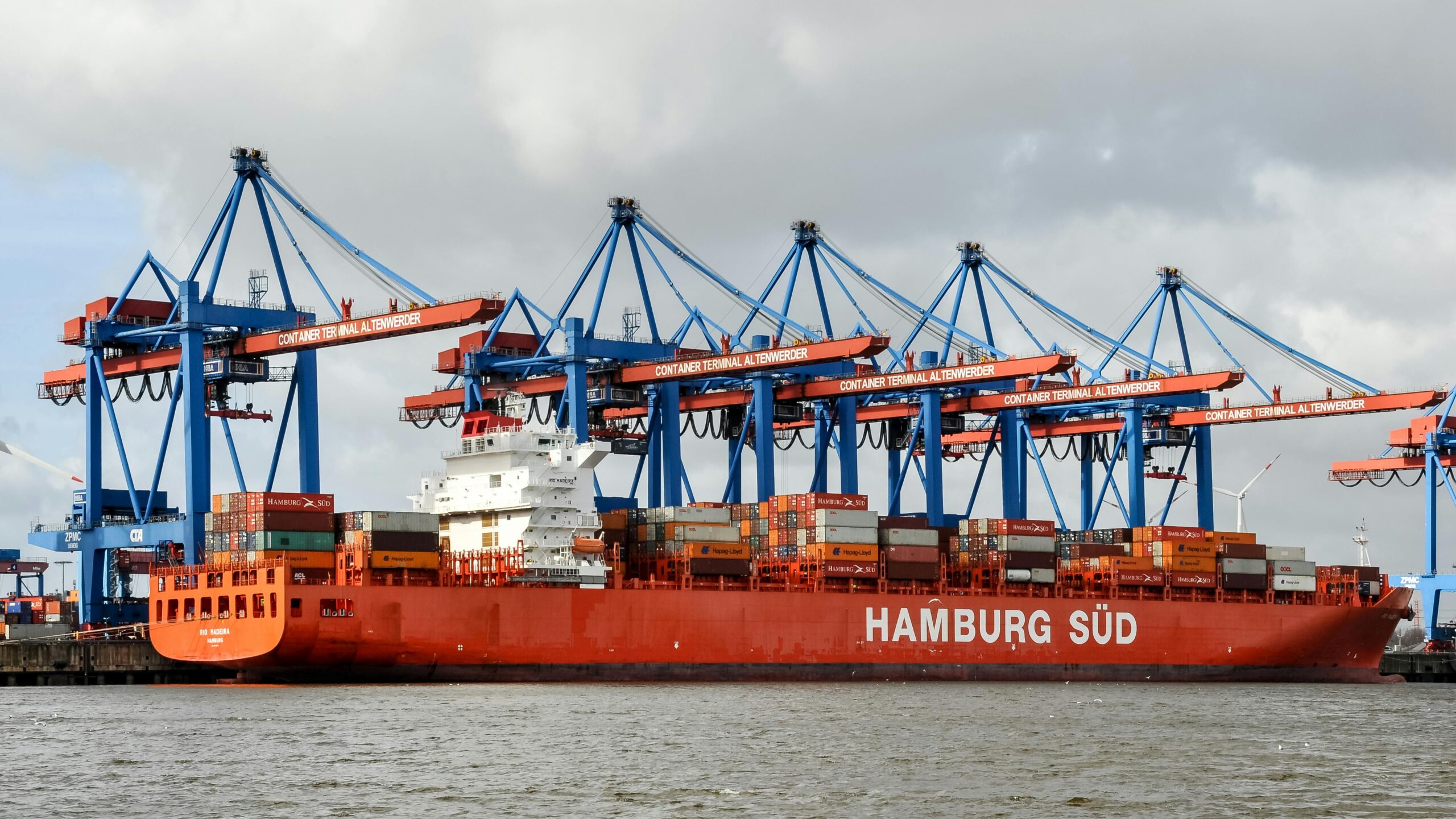 Traefik Socket = $4.5M breach. Fix 2h